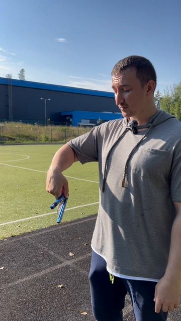 Популярный трюк с ножом бабочка