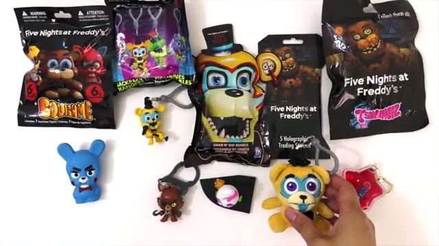 10 минут ASMR с распаковкой Five Nights At Freddy's.