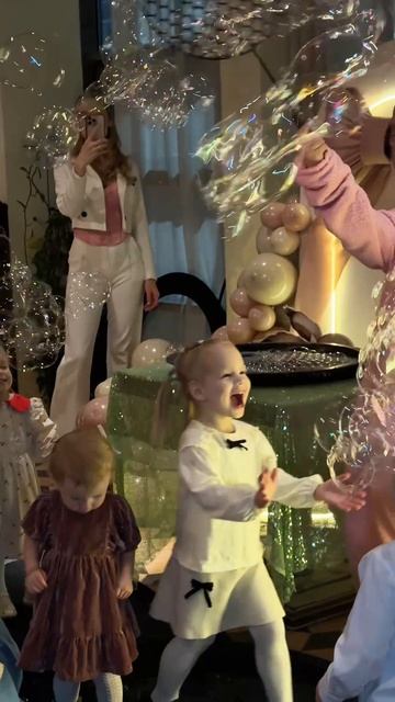 День рождения с лабубу