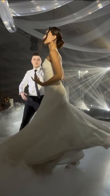 Тяжёлый дым и конфетти Ростов-на-Дону Усадьба