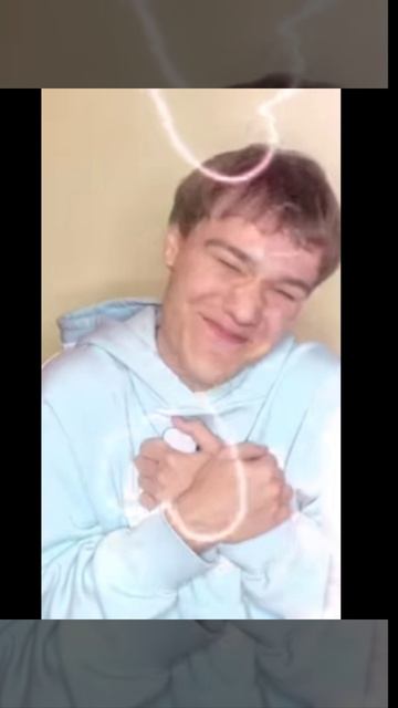 ПЕРЕПИСКА песня Сашки и Квинки. Фил обиделся на Квинку