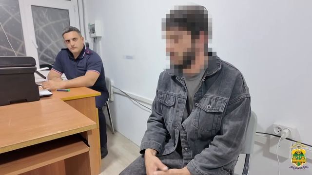 В Сочи задержали вандала повредившего ограды могил на кладбище