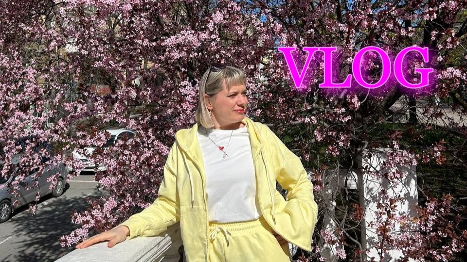 VLOGокрошкаоткрыла сезонгуляемв Пить кофемакияжная болталкапро сериалы и др.