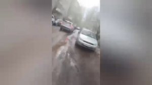 В Воронеже автоледи прокатила ребенка на капоте и скрылась после его падения

Женщина на иномарке пе