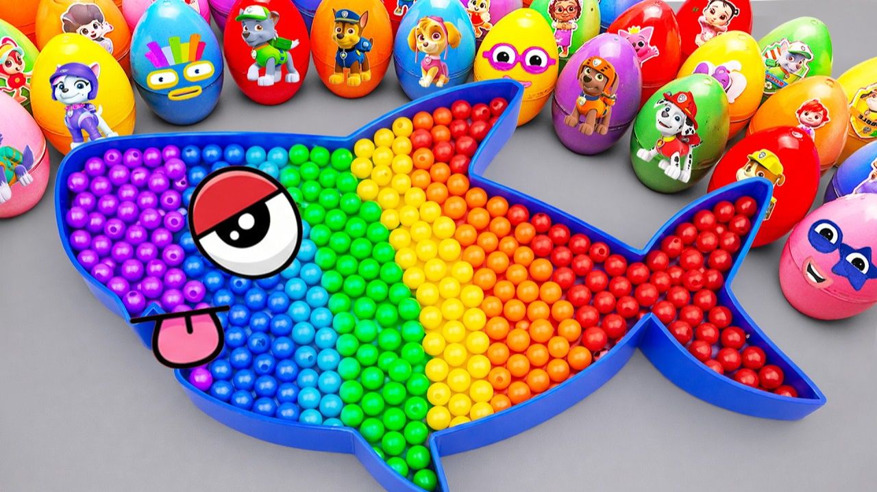 Как сделать ванну из радужных бусин Лабрадора, смешав слизь и глиняные яйца