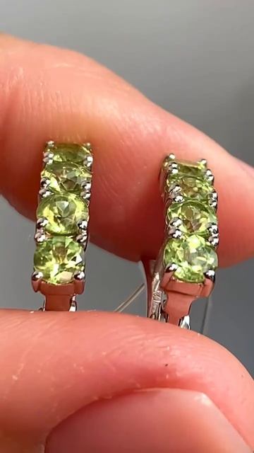 Хризолиты серьги дорожки из серебра на каждый день