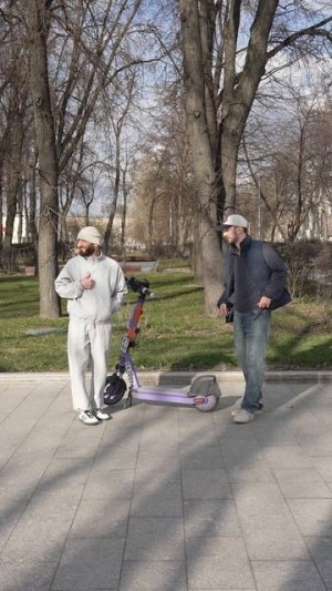 Не поделили электросамокат | Омар в Большом городе #омар #омарвбольшомгороде #омаралибутаев