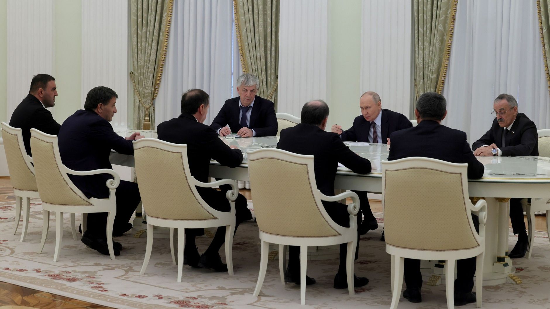 Владимир Путин встреча с представителями Дагестана, Кремль, 30 апреля 2026 года