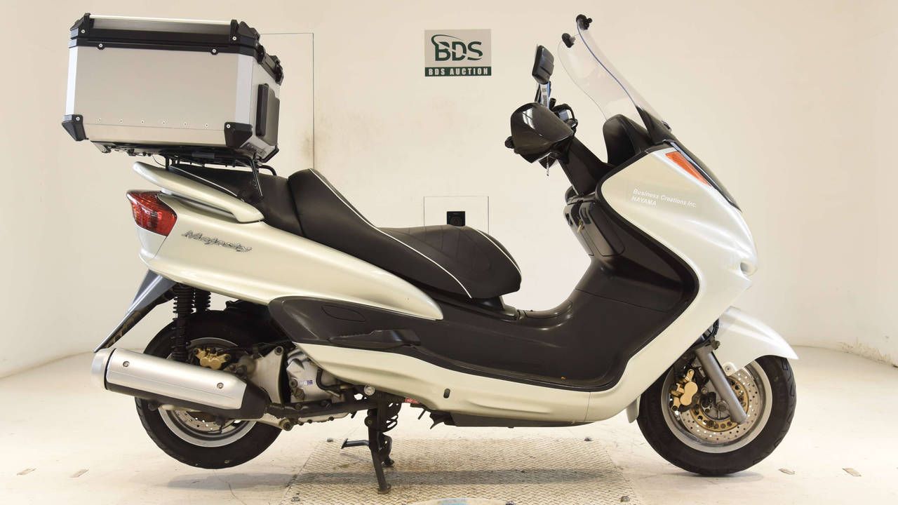 Yamaha MAJESTY 250 - SG03J-011606