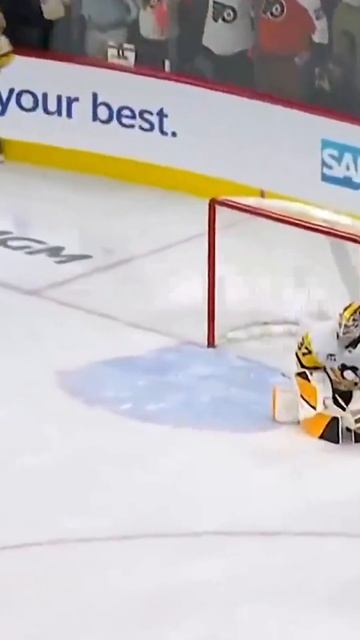 Плей-офф НХЛ 2026 продолжает держать в напряжении.