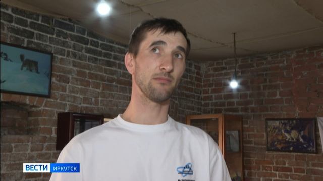 Снежный барс попался в фотоловушку в Восточном Саяне