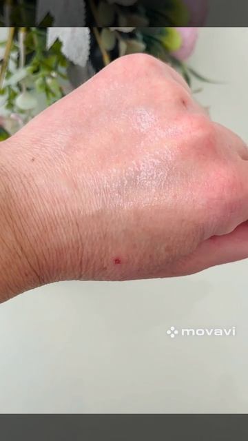 Обзор разглаживающего спрея Garnier Fructis для придания блеска «Сияние и Гладкость» 💚💚💚