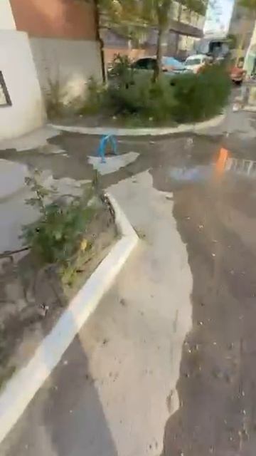 Махачкала Батырая 136л Центр города , двор печальном состоянии