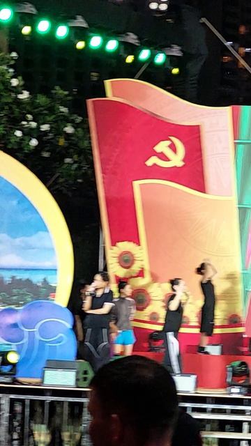 Площадь Нячанг сегодня подготовка к празднику