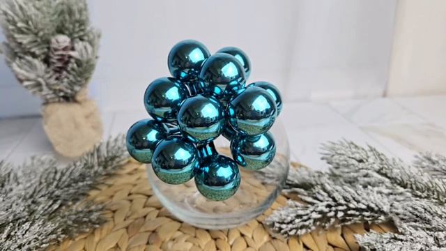 ГРОЗДЬ стеклянных глянцевых шариков на проволоке, 12 шаров по 25 мм, цвет: бирюзовый, 713053