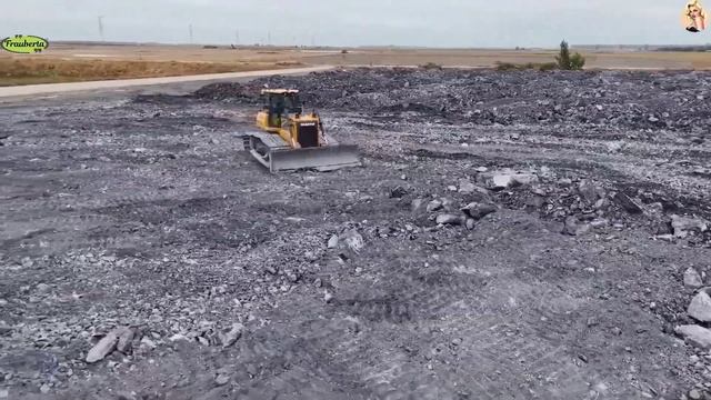 Строительство, засыпка территории