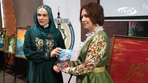 О чем пишут мусульманка и христианка в своих стихах!