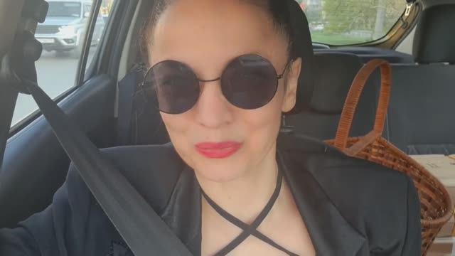 Купила новую клубнику! Наши выходные! Были на 2-х дачах! Переделали много дел!