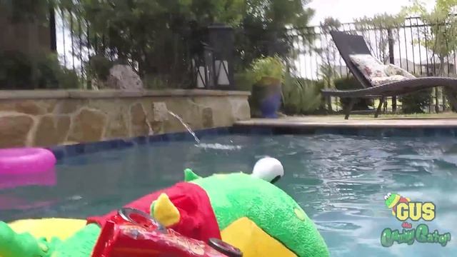 Outdoor Pool With Gus The Gummy Gator Summer Vacation Toy Hunt And Race
