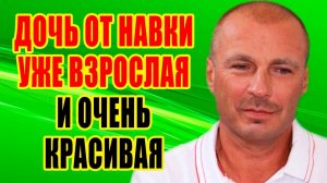 Как ВЫГЛЯДИТ жена и трое ДЕТЕЙ фигуриста АЛЕКСАНДРА ЖУЛИНА - Как живет СЕЙЧАС