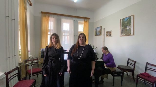 Г. Свиридов Колыбельная песенка. Исполняют Влада Степанова и Анастасия Ерофеева