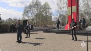 Ильдар Исламов. Премьера песни «Егетләр ярдәмгә ашыга» («Мужчины спешат на помощь»)