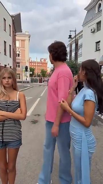 Виктория Боня знакомит дочь с Прохором Шаляпиным Victoriabonya викториябоня прохоршаляпин [get.gt]