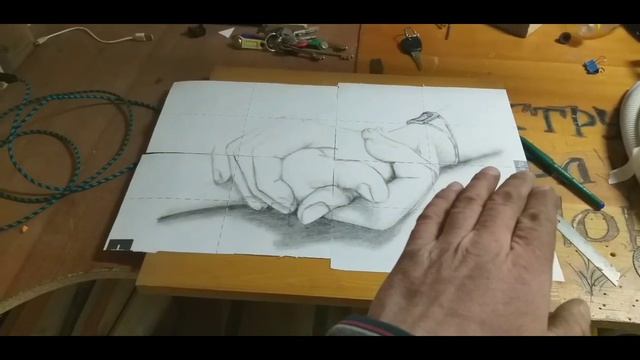 Задумал собрать модульную картину.mp4