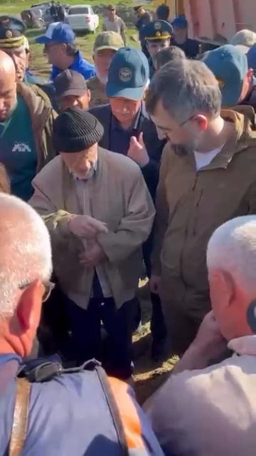Сегодня селение Адильотар , посетил министр МЧс России и уполномоченный президента.