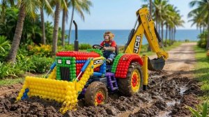 Обезьянка СиСи, экскаватор-погрузчик JCB и неожиданный ремонт дороги после сильного дождя