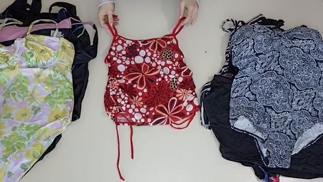 Лот 158 Купальники Германия КРЕМ р_кг 3,5кг 25ед