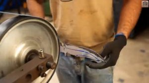 ШОК! Сделал легендарный нож БОУИ из МЕТАЛЛИЧЕСКОЙ СТРУЖКИ!