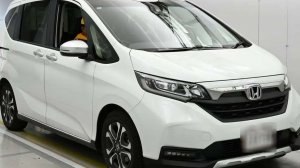 Продаю Honda Freed CROSSTAR 2022 со скидкой 50.000 рублей