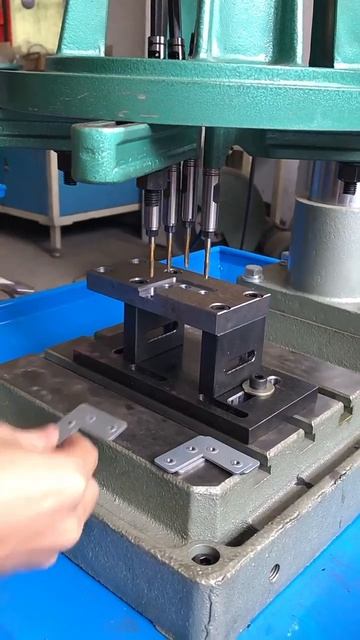 Резьбонарезной станок с ЧПУ А8508