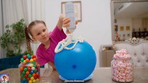 ИГРЫ С ШАРИКАМИ / РОЗЫГРЫШИ С ВОЗДУШНЫМИ ШАРИКАМИ / ГОТОВИМ СЛАДКИЙ ТОРТ ШАР / ДЕТСКАЯ ВСЕЛЕННАЯ