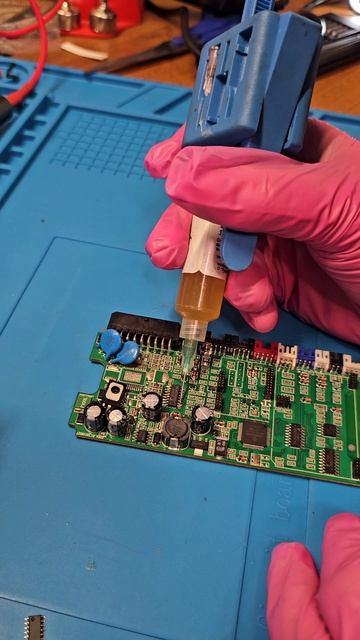 Ремонтирую сигнализацию на грузовике #automobile #дальнобой