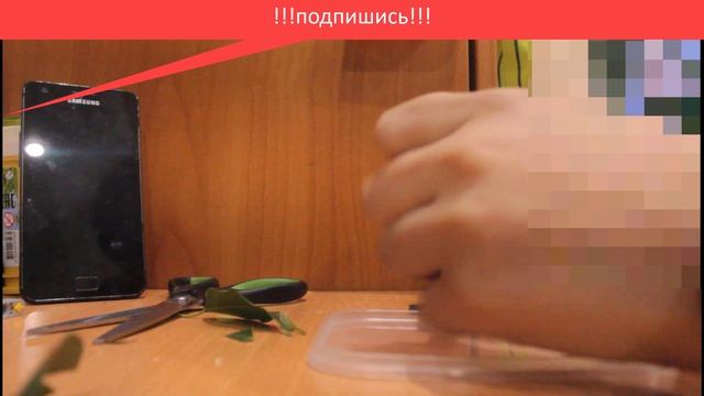 Сделал настоящую лодку из листика на моторе