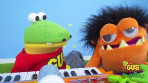Gus the Gummy Gator Pretend Play Starting a Band with VTubers Alpha Lexa Sings