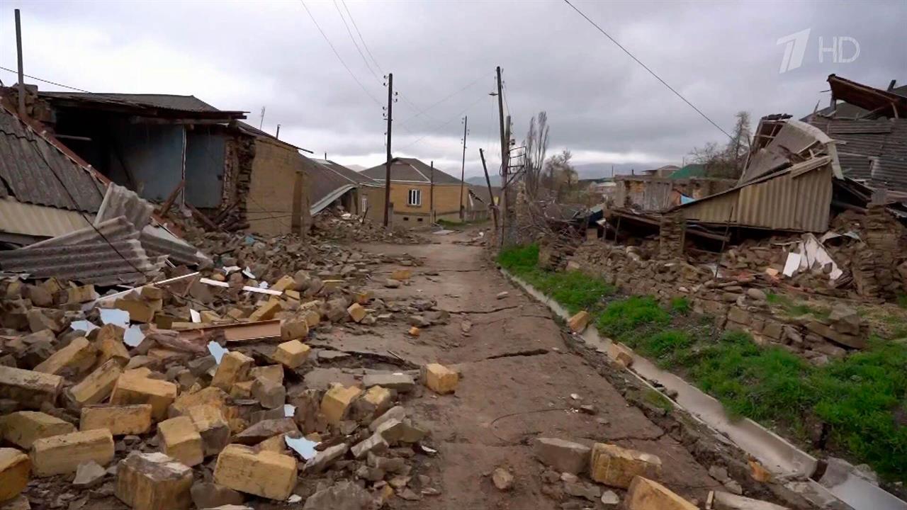 Режим чрезвычайной ситуации объявлен в пяти горных районах Дагестана.