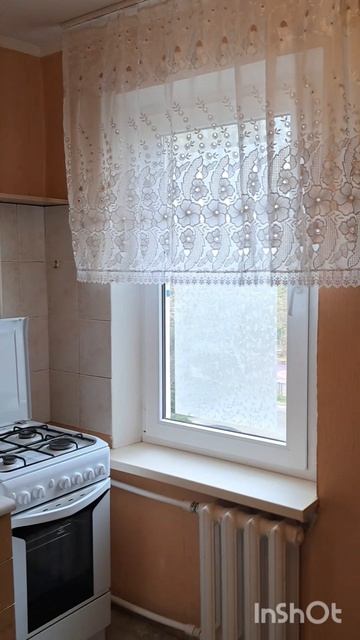 1ка, Острякова,214. Можно с ребкнком и животным. Возможен военный договор. +79787003279