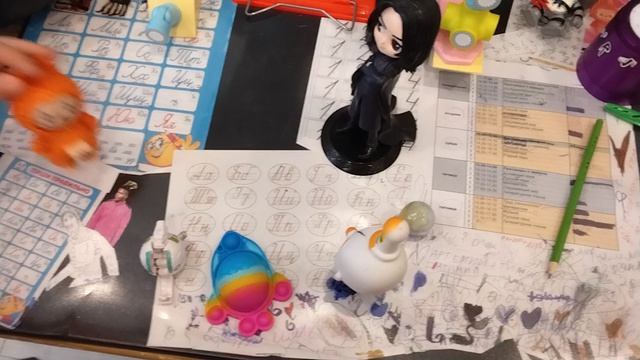 Дом 2: мы и они