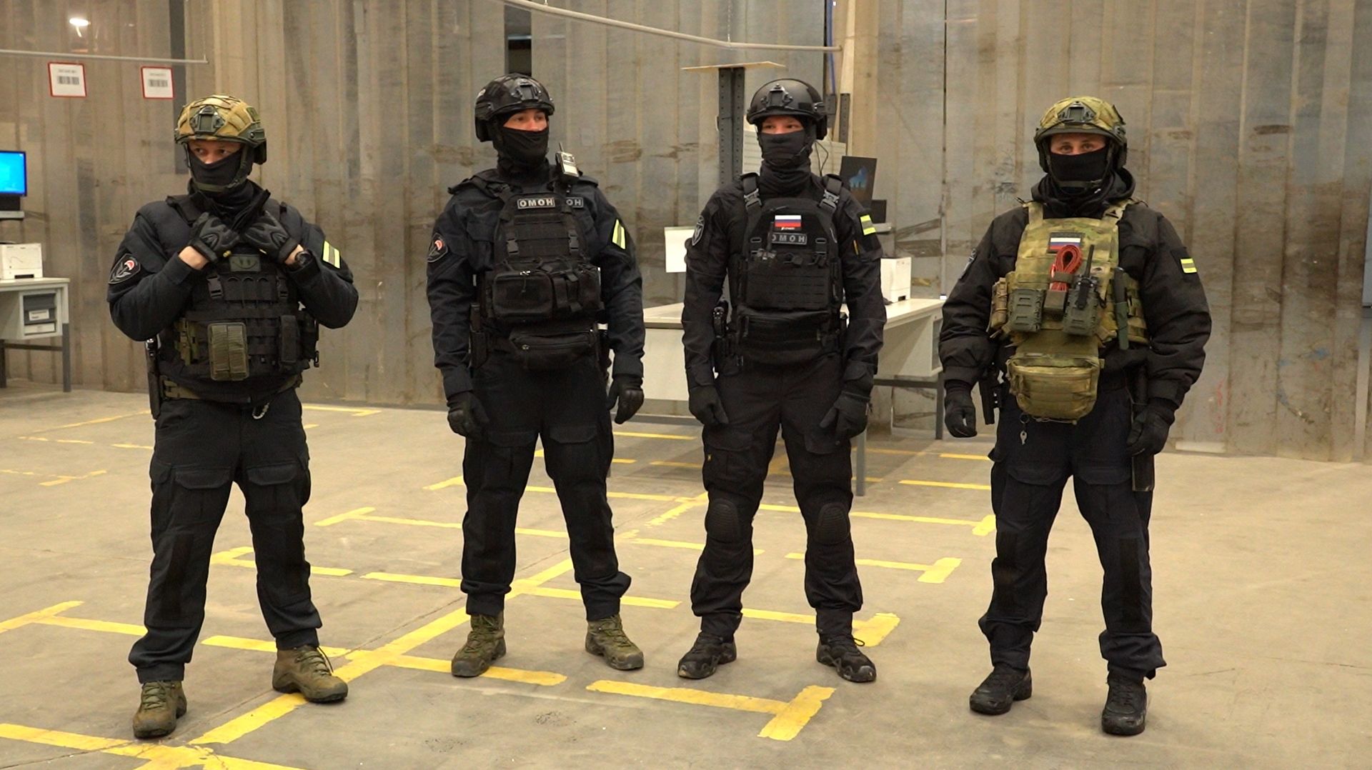 В ПОИСКАХ НЕЛЕГАЛОВ