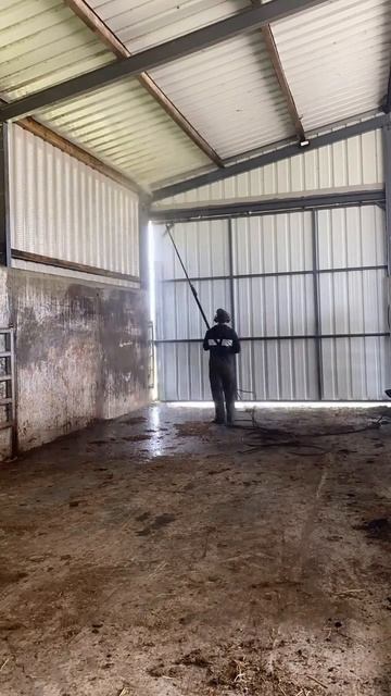 Склад в запущенном состоянии 😬 сделали чисто и аккуратно ✨ результат на уровне, скидка 😉