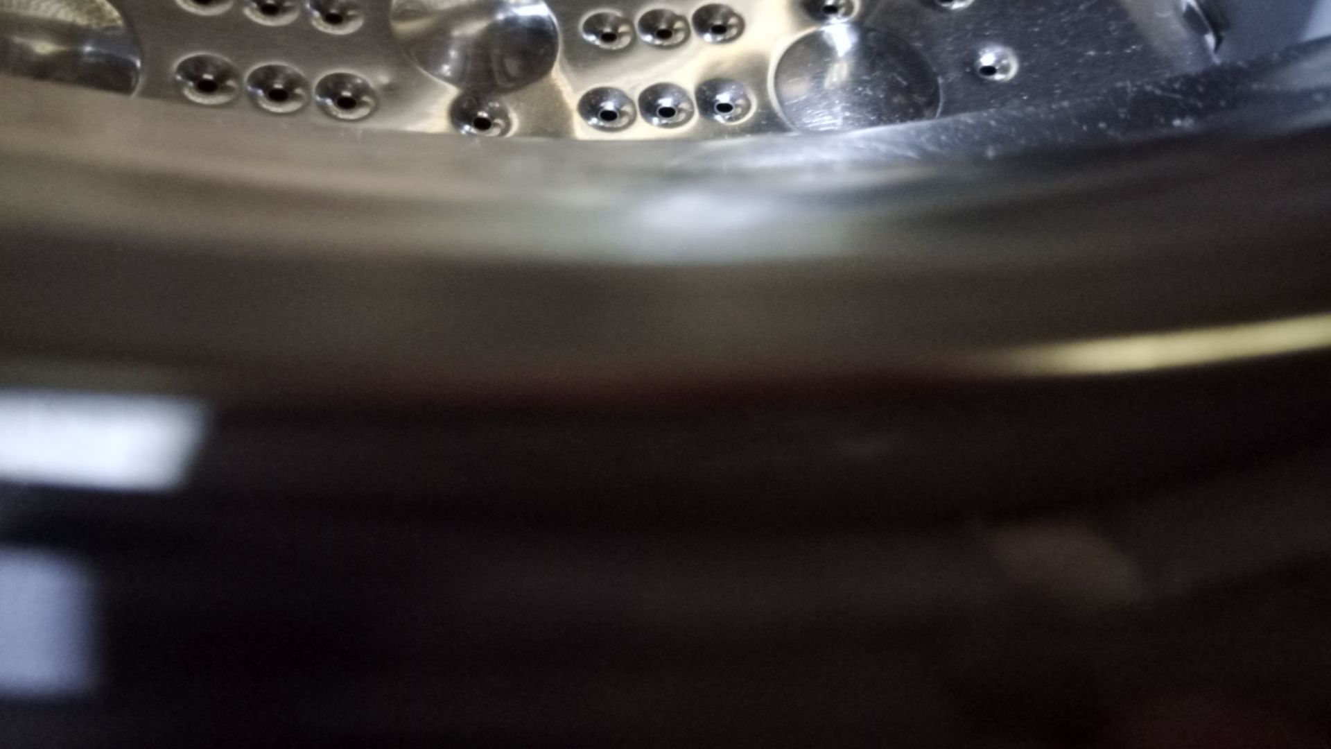 Куда пропадают носки в стиралке