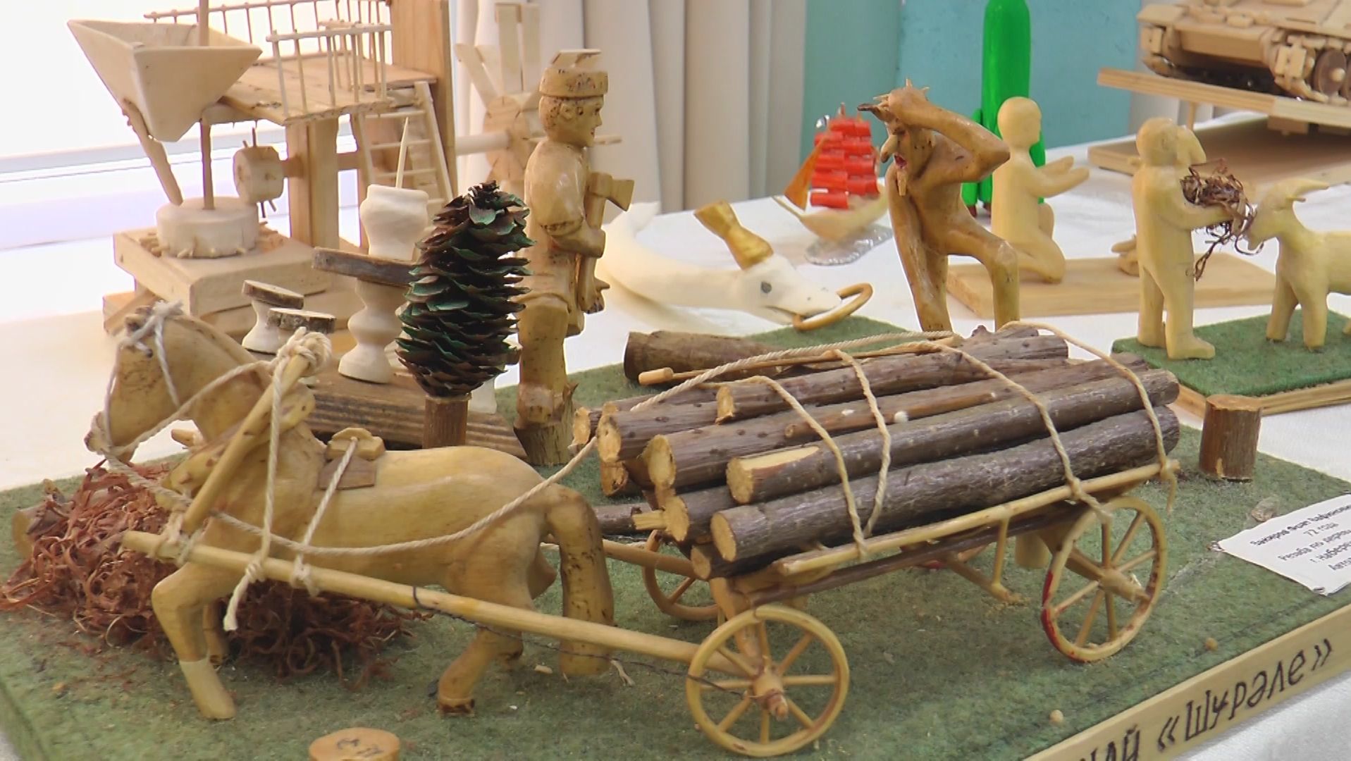 Творческая встреча с Фоатом Закировым - мастером миниатюр из дерева