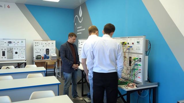 Экскурсия по кластеру цифровизации электроэнергетики Профессионалитет