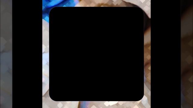 1000057333.mp4 Собака наблюдает за устройством лестницы на 2-ой этаж в доме А-фрейм