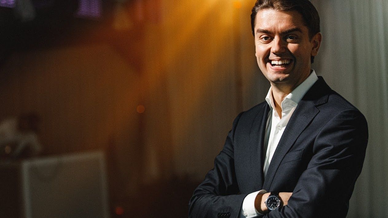 Деловая бизнес-игра | Ведущий | Morozoff & 