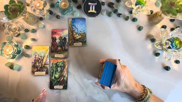 Близнецы таро прогноз с 4 по 10 мая 2026