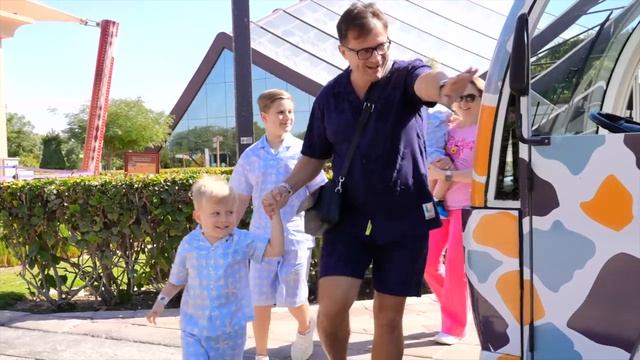 Маленький Адам пожарный 🚒 Учим правила безопасности